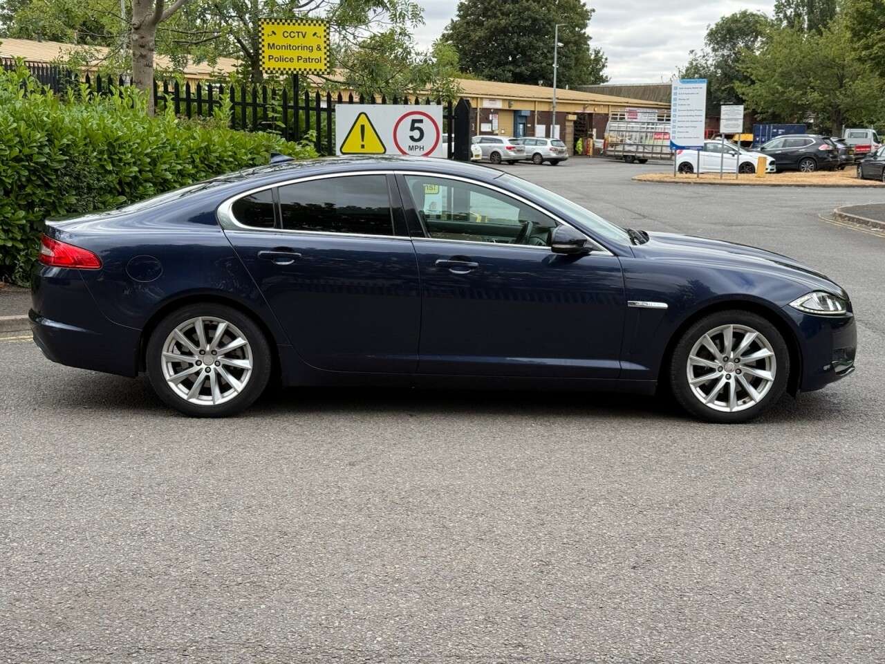 2014 JAGUAR XF 2014 JAGUAR XF