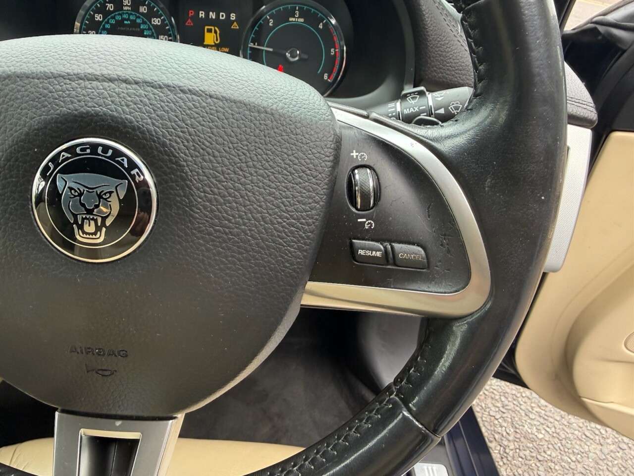2014 JAGUAR XF 2014 JAGUAR XF