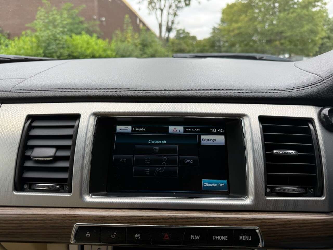 2014 JAGUAR XF 2014 JAGUAR XF