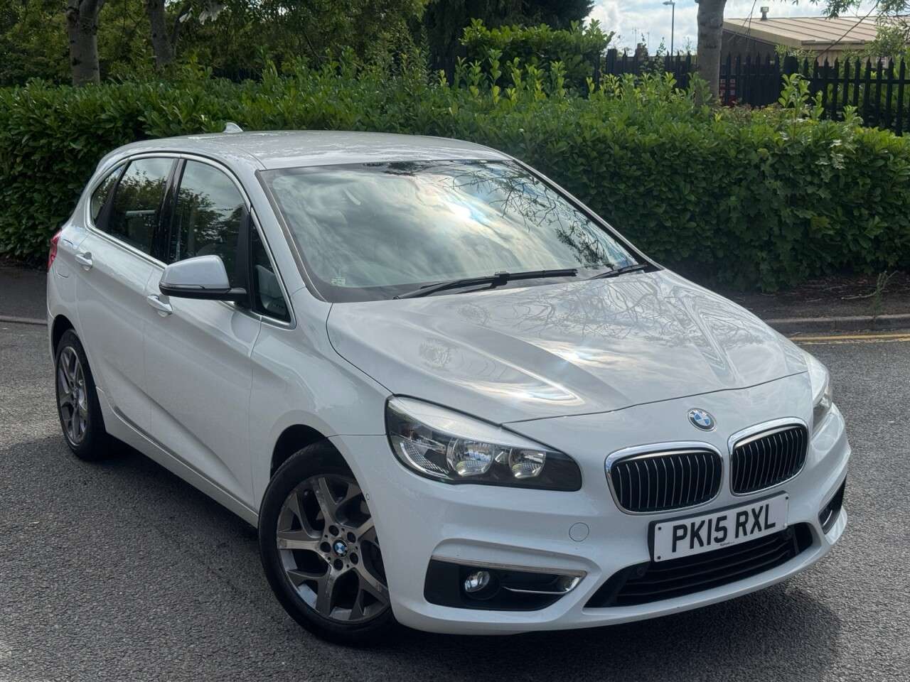 A 2015 BMW 2 SERIES ACTIVE TOURER 2.0 218d Luxury MPV 5dr Diesel Auto Euro 6 (s/s) (150 ps) A 2015 BMW 2 SERIES ACTIVE TOURER 2.0 218d Luxury MPV 5dr Diesel Auto Euro 6 (s/s) (150 ps)