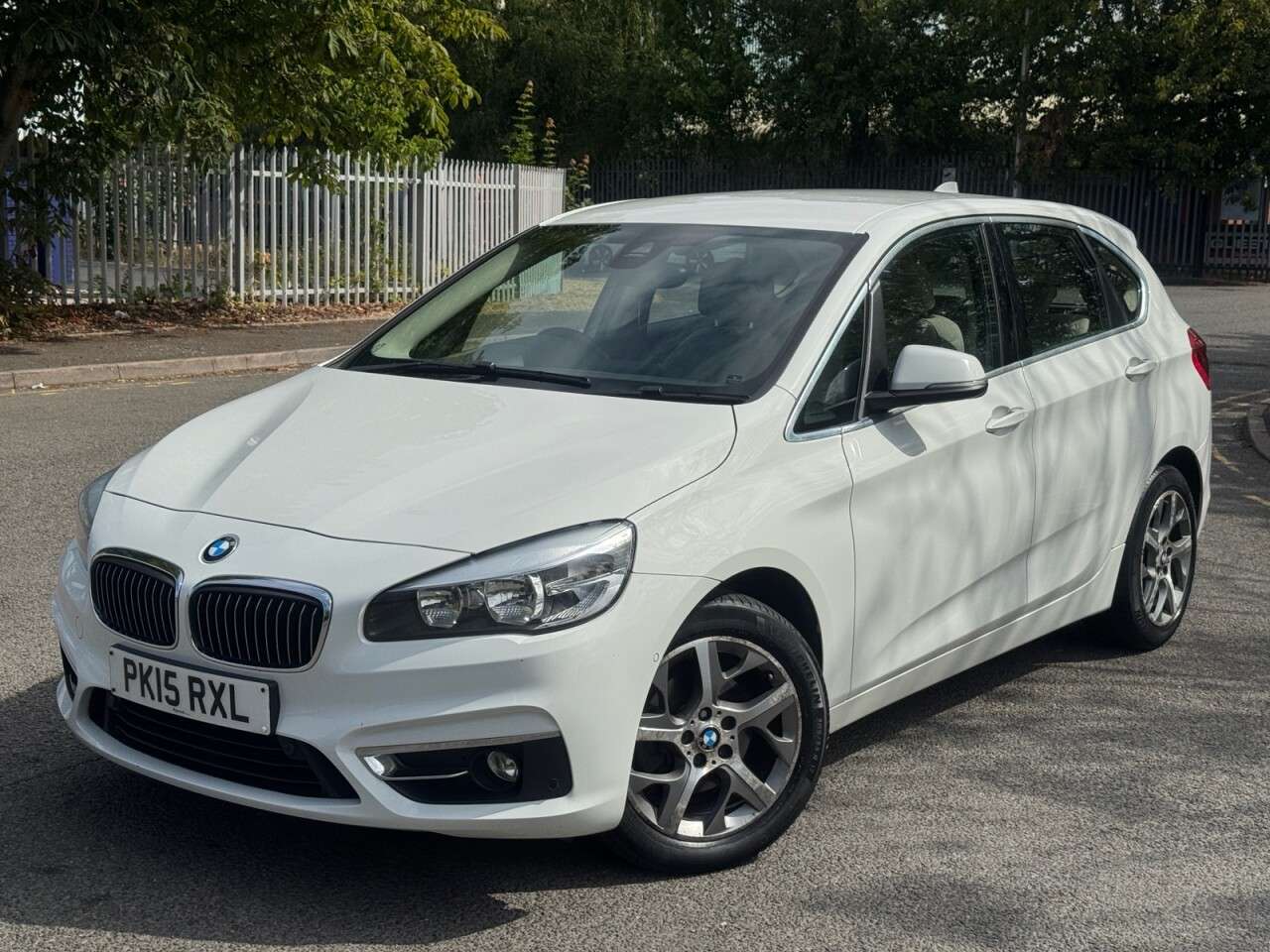 A 2015 BMW 2 SERIES ACTIVE TOURER 2.0 218d Luxury MPV 5dr Diesel Auto Euro 6 (s/s) (150 ps) A 2015 BMW 2 SERIES ACTIVE TOURER 2.0 218d Luxury MPV 5dr Diesel Auto Euro 6 (s/s) (150 ps)