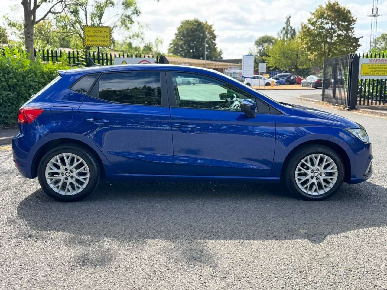 A 2018 SEAT IBIZA 1.0 MPI SE Technology Hatchback 5dr Petrol Manual Euro 6 (s/s) GPF (80 ps) A 2018 SEAT IBIZA 1.0 MPI SE Technology Hatchback 5dr Petrol Manual Euro 6 (s/s) GPF (80 ps)