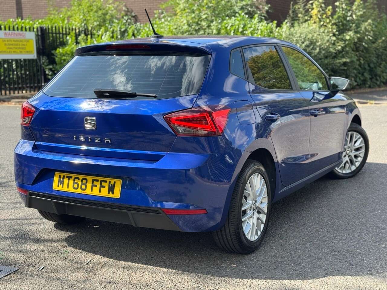 A 2018 SEAT IBIZA 1.0 MPI SE Technology Hatchback 5dr Petrol Manual Euro 6 (s/s) GPF (80 ps) A 2018 SEAT IBIZA 1.0 MPI SE Technology Hatchback 5dr Petrol Manual Euro 6 (s/s) GPF (80 ps)