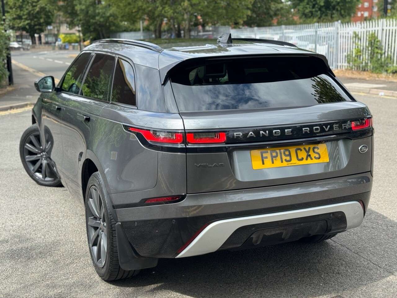 2019 LAND ROVER RANGE ROVER VELAR 2019 LAND ROVER RANGE ROVER VELAR