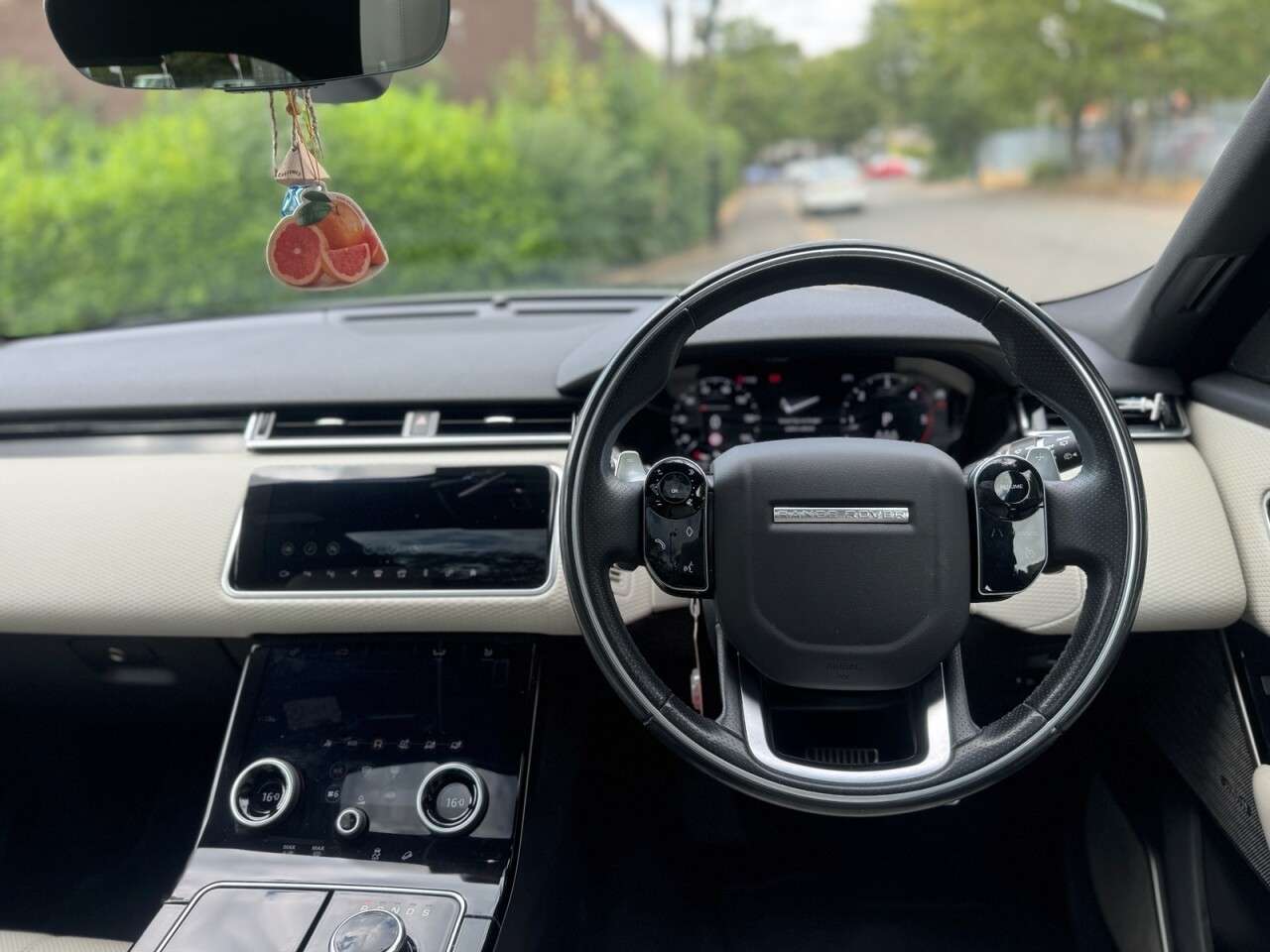 2019 LAND ROVER RANGE ROVER VELAR 2019 LAND ROVER RANGE ROVER VELAR