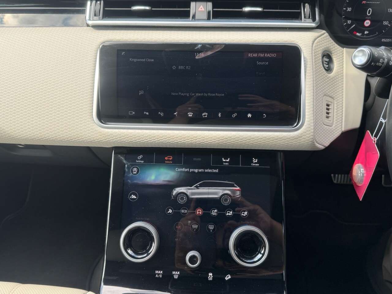 2019 LAND ROVER RANGE ROVER VELAR 2019 LAND ROVER RANGE ROVER VELAR