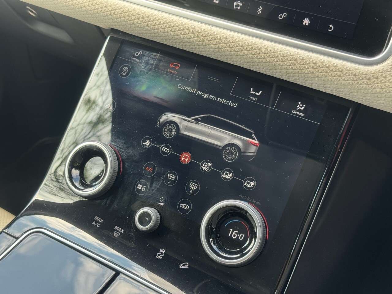 2019 LAND ROVER RANGE ROVER VELAR 2019 LAND ROVER RANGE ROVER VELAR