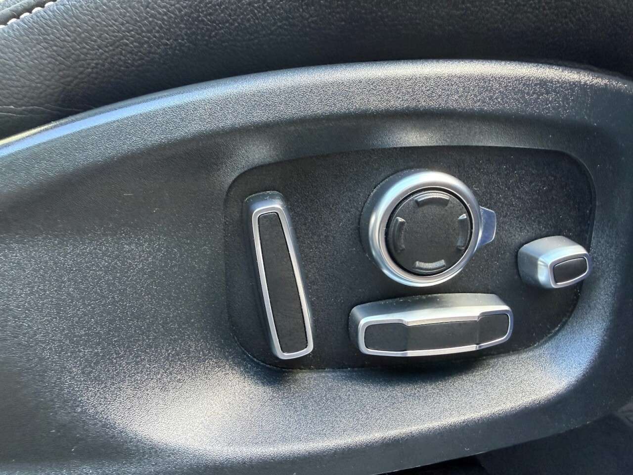 2019 JAGUAR F-PACE 2019 JAGUAR F-PACE