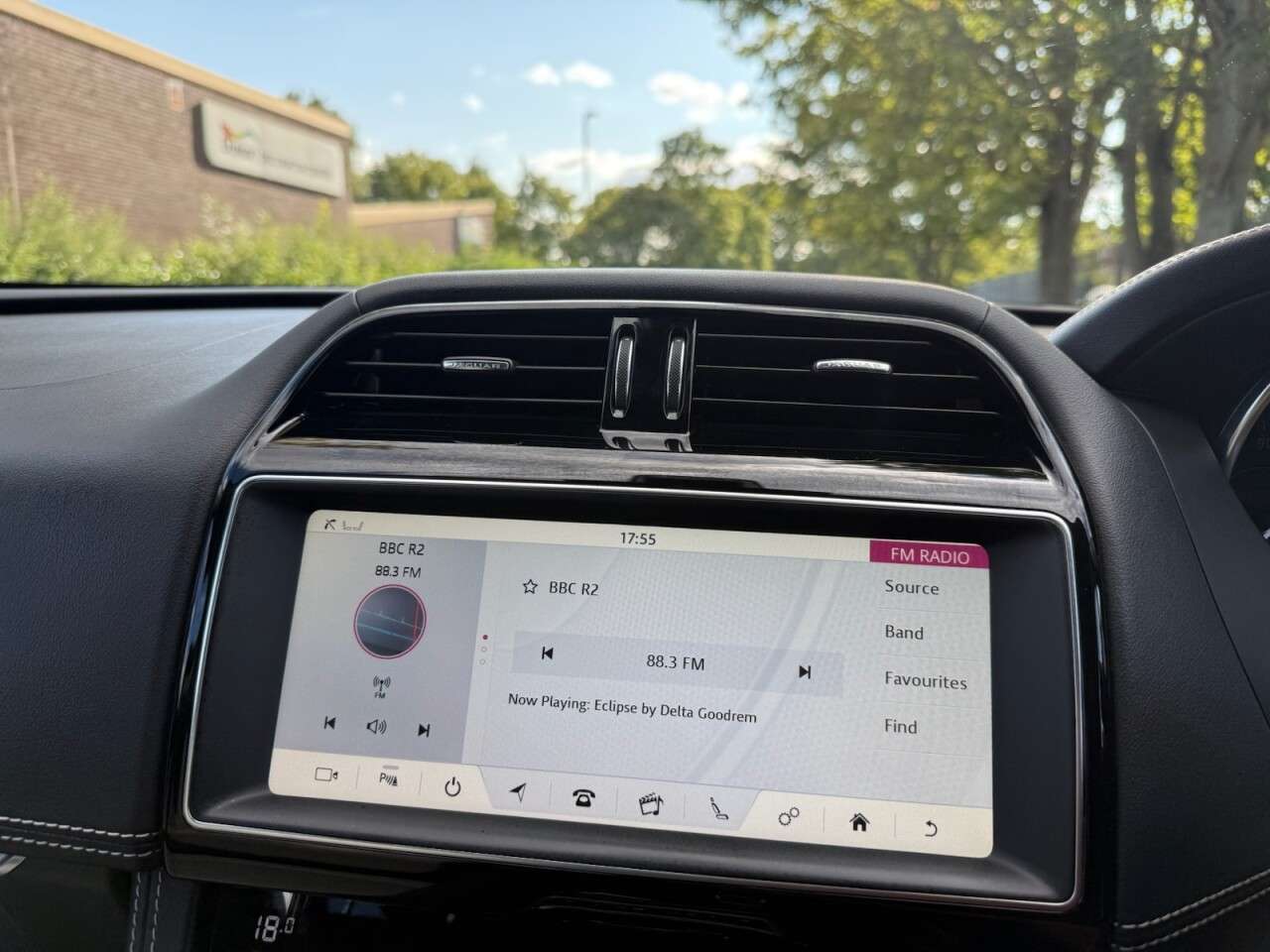2019 JAGUAR F-PACE 2019 JAGUAR F-PACE