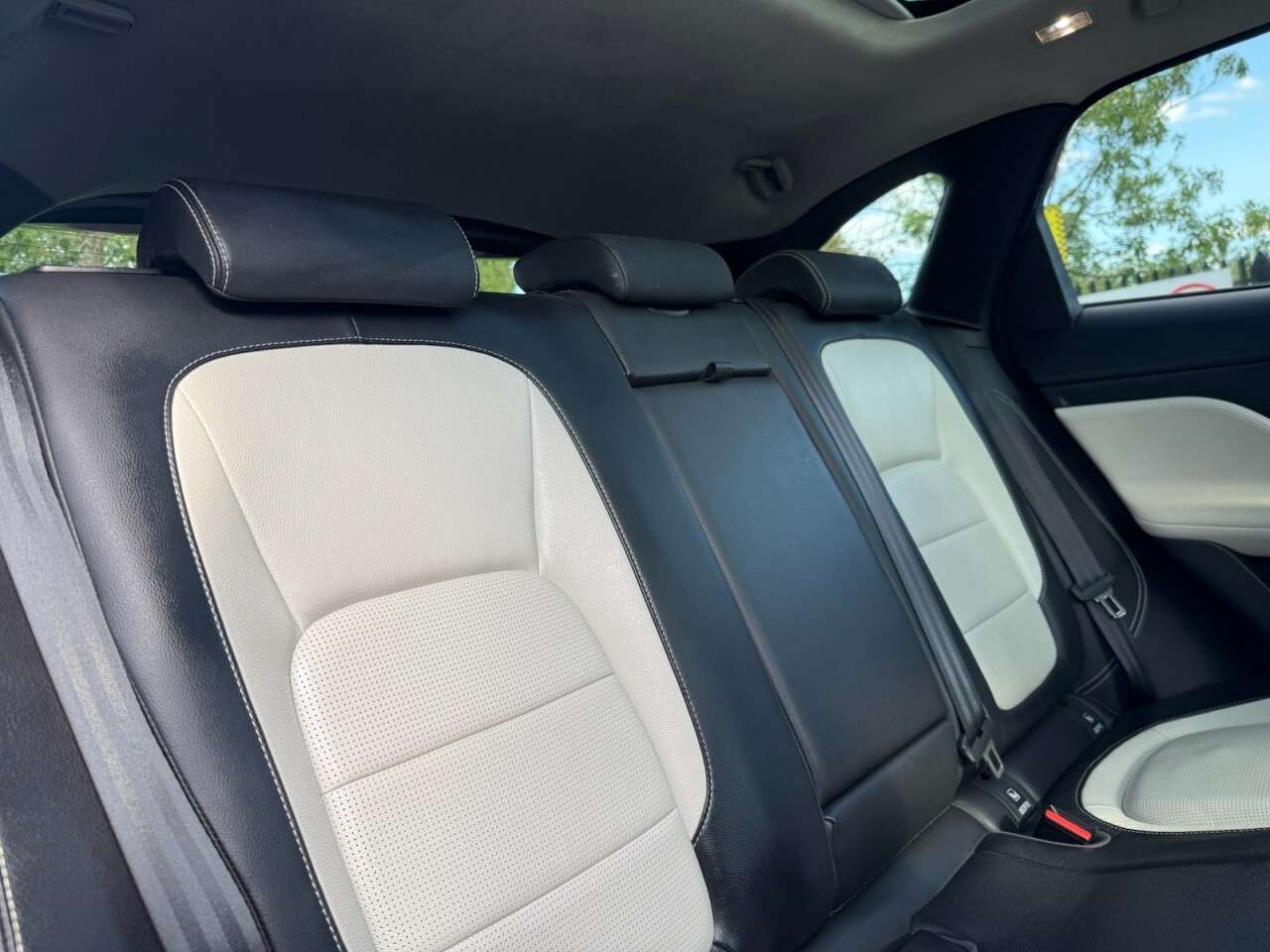2019 JAGUAR F-PACE 2019 JAGUAR F-PACE