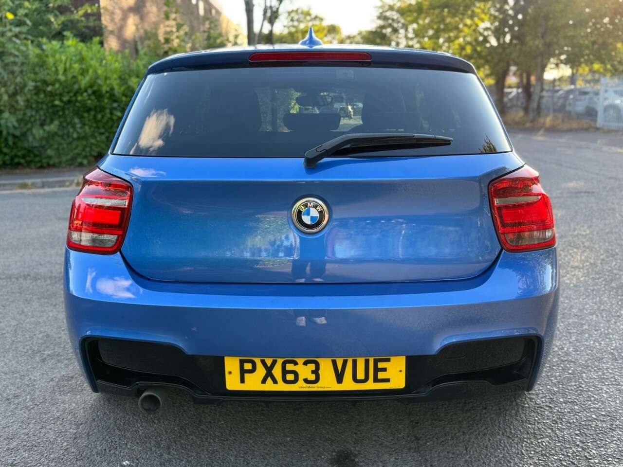 A 2013 BMW 1 SERIES 2.0 118d M Sport Hatchback 3dr Diesel Manual Euro 5 (s/s) (143 ps) A 2013 BMW 1 SERIES 2.0 118d M Sport Hatchback 3dr Diesel Manual Euro 5 (s/s) (143 ps)