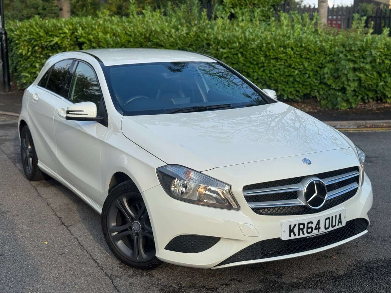A 2015 MERCEDES-BENZ A CLASS 1.6 A180 Sport Hatchback 5dr Petrol Manual Euro 6 (s/s) (122 ps) A 2015 MERCEDES-BENZ A CLASS 1.6 A180 Sport Hatchback 5dr Petrol Manual Euro 6 (s/s) (122 ps)