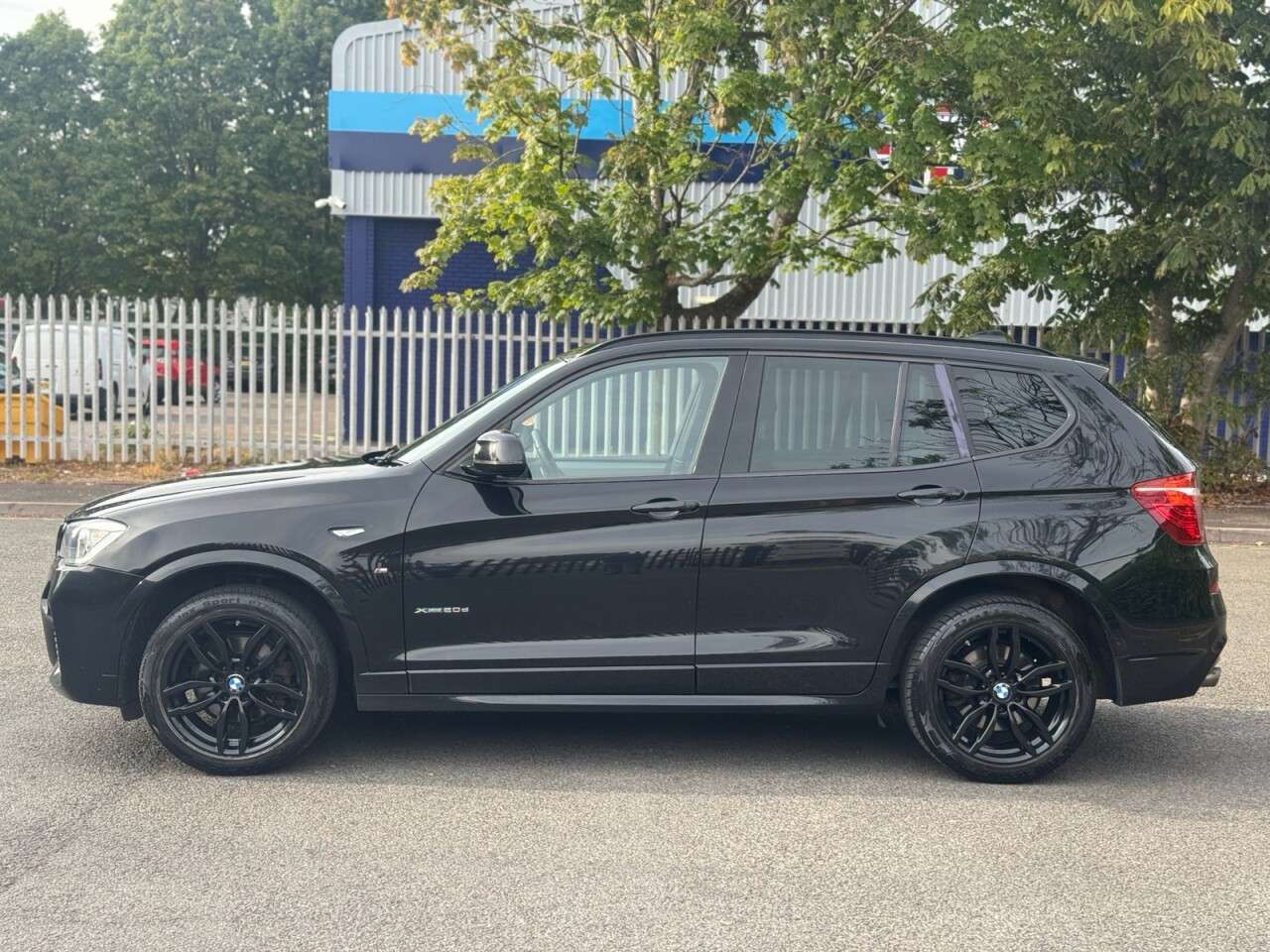 A 2017 BMW X3 2.0 20d M Sport SUV 5dr Diesel Auto xDrive Euro 6 (s/s) (190 ps) A 2017 BMW X3 2.0 20d M Sport SUV 5dr Diesel Auto xDrive Euro 6 (s/s) (190 ps)