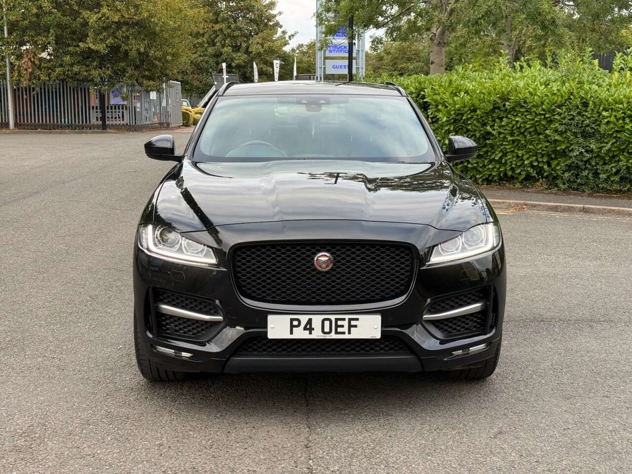 A 2019 JAGUAR F-PACE 2.0 D180 R-Sport SUV 5dr Diesel Auto Euro 6 (s/s) (180 ps) ULULEZ+1FO+FSH+C A 2019 JAGUAR F-PACE 2.0 D180 R-Sport SUV 5dr Diesel Auto Euro 6 (s/s) (180 ps) ULULEZ+1FO+FSH+C