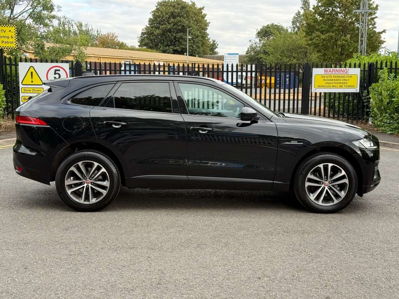 2019 JAGUAR F-PACE 2019 JAGUAR F-PACE