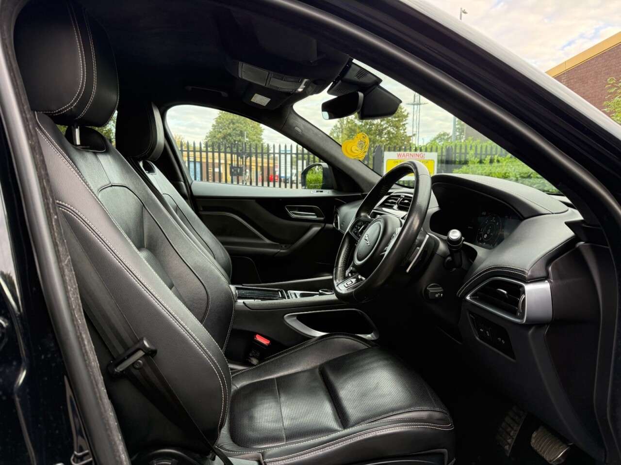 2019 JAGUAR F-PACE 2019 JAGUAR F-PACE