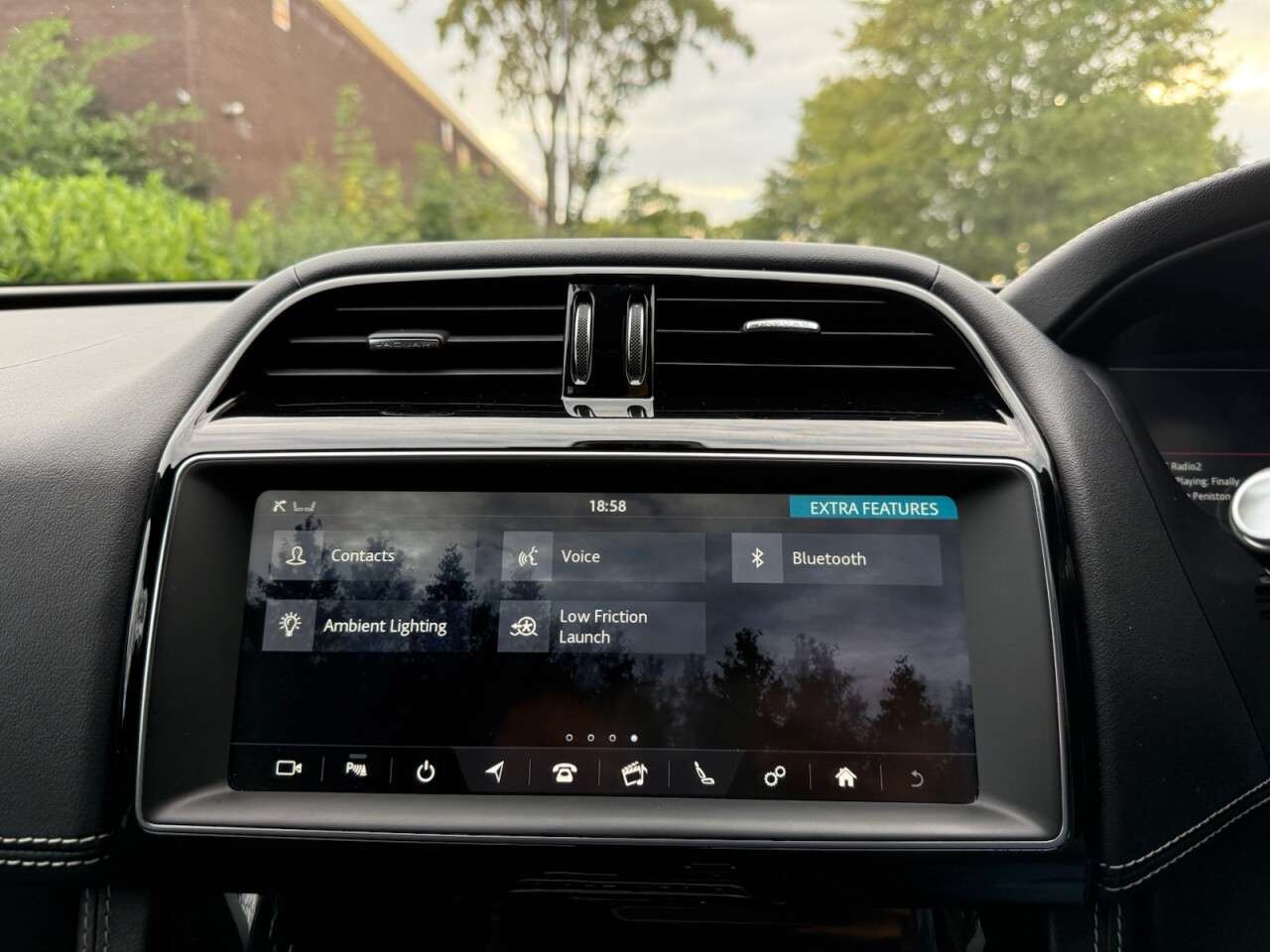 2019 JAGUAR F-PACE 2019 JAGUAR F-PACE