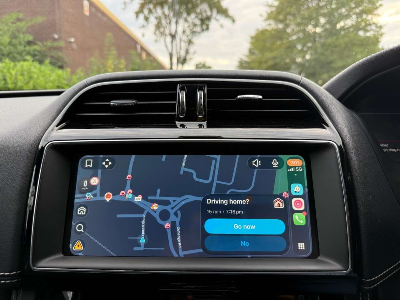 2019 JAGUAR F-PACE 2019 JAGUAR F-PACE