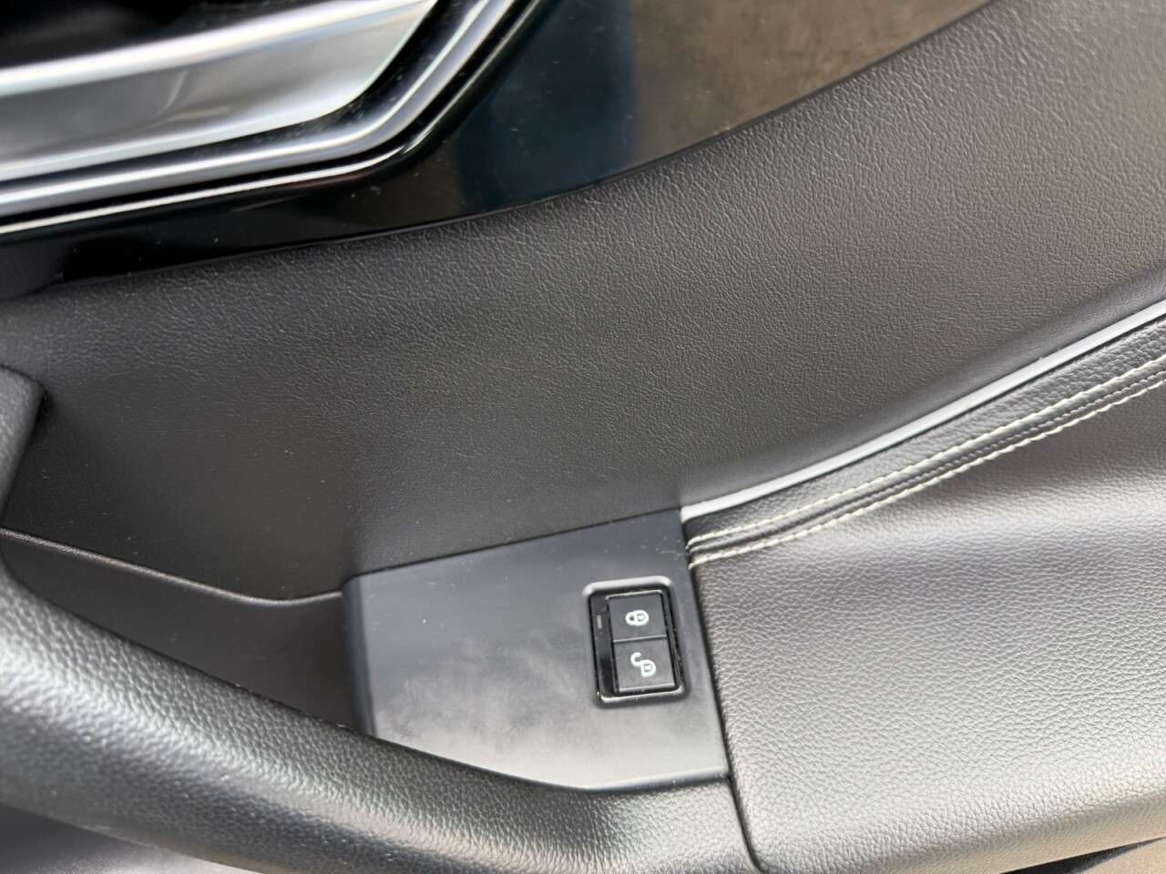 2019 JAGUAR F-PACE 2019 JAGUAR F-PACE