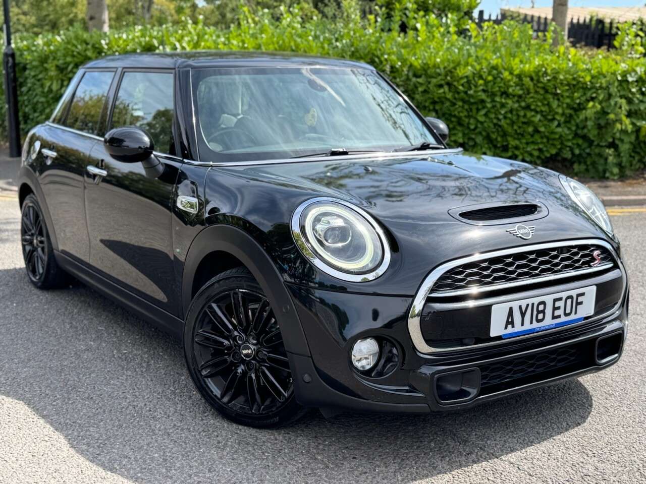 A 2018 MINI HATCH 2.0 Cooper S Hatchback 5dr Petrol Manual Euro 6 (s/s) (192 ps) A 2018 MINI HATCH 2.0 Cooper S Hatchback 5dr Petrol Manual Euro 6 (s/s) (192 ps)