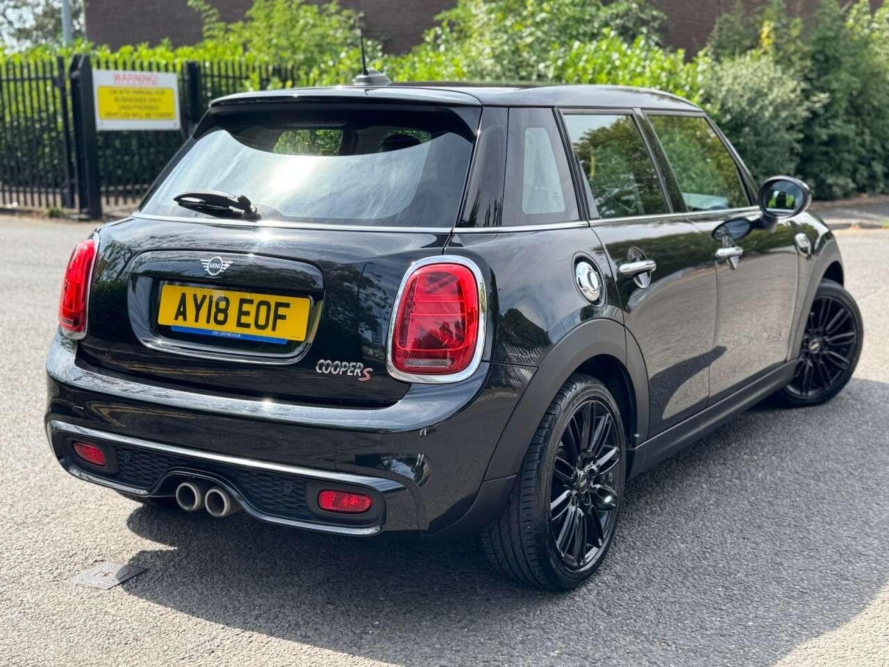A 2018 MINI HATCH 2.0 Cooper S Hatchback 5dr Petrol Manual Euro 6 (s/s) (192 ps) A 2018 MINI HATCH 2.0 Cooper S Hatchback 5dr Petrol Manual Euro 6 (s/s) (192 ps)