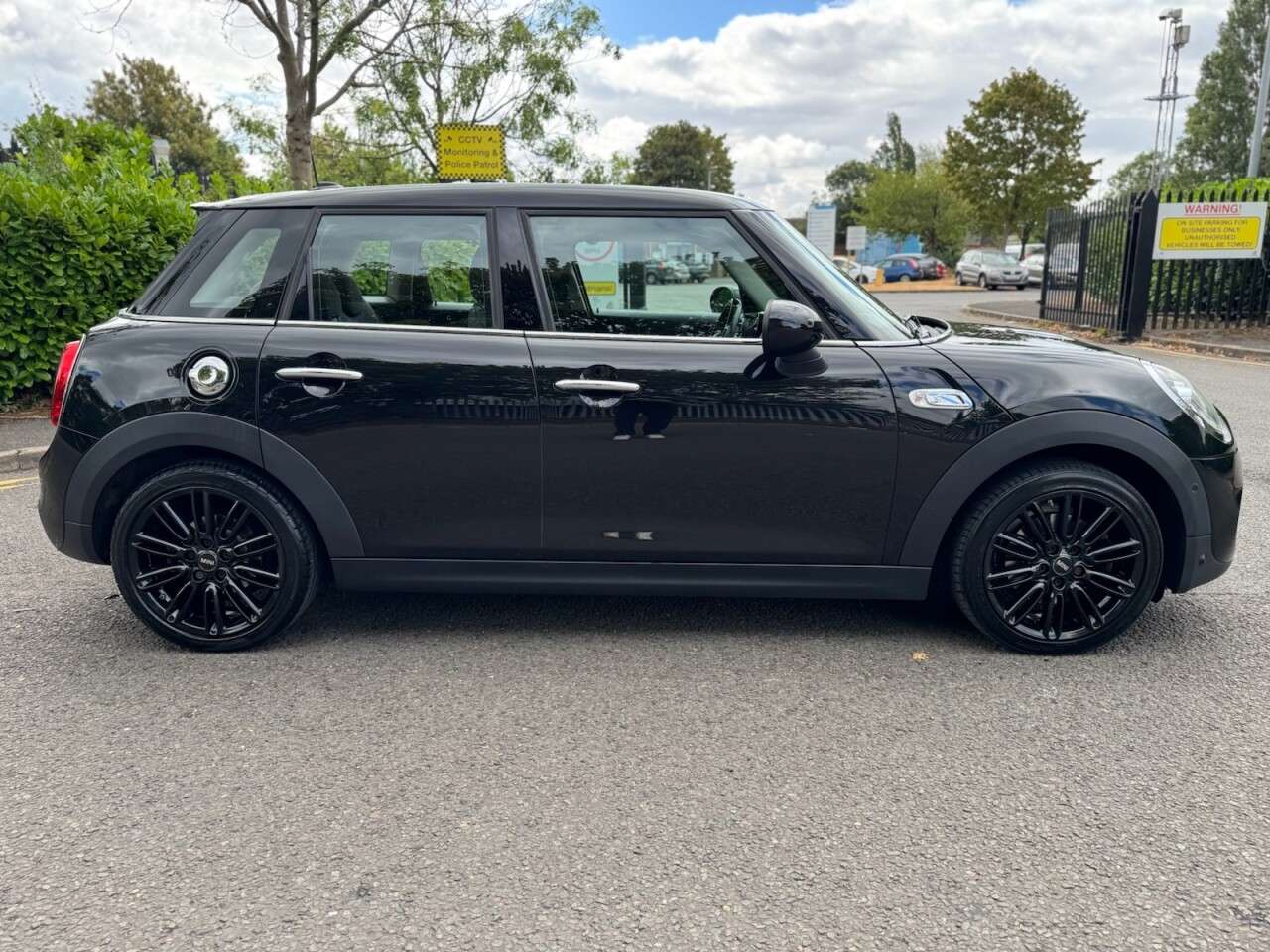 A 2018 MINI HATCH 2.0 Cooper S Hatchback 5dr Petrol Manual Euro 6 (s/s) (192 ps) A 2018 MINI HATCH 2.0 Cooper S Hatchback 5dr Petrol Manual Euro 6 (s/s) (192 ps)