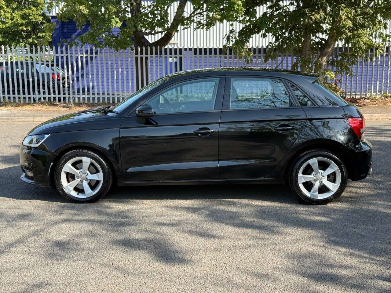 A 2018 AUDI A1 1.4 TFSI Sport Sportback 5dr Petrol Manual Euro 6 (s/s) (125 ps) A 2018 AUDI A1 1.4 TFSI Sport Sportback 5dr Petrol Manual Euro 6 (s/s) (125 ps)