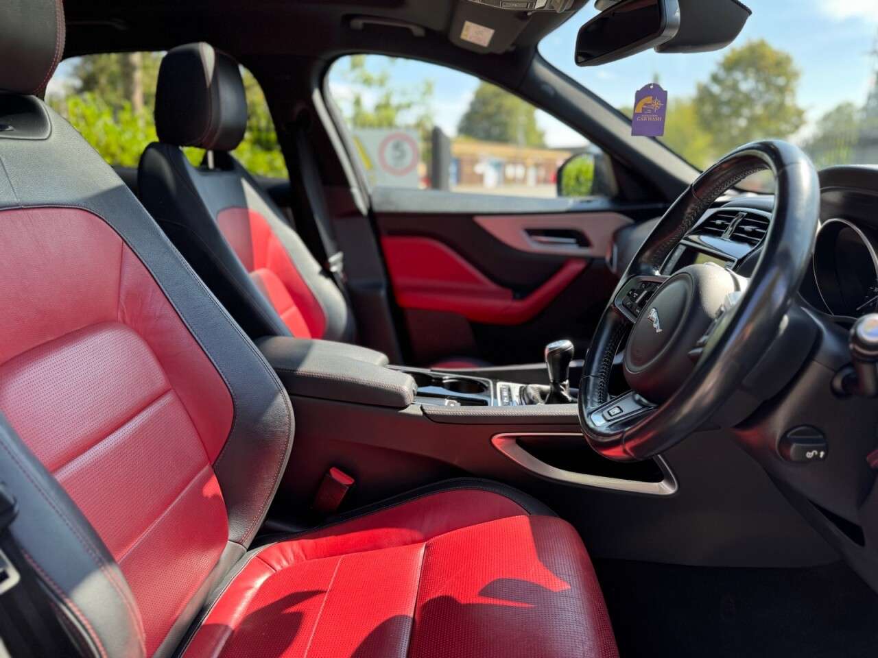 2016 JAGUAR F-PACE 2016 JAGUAR F-PACE