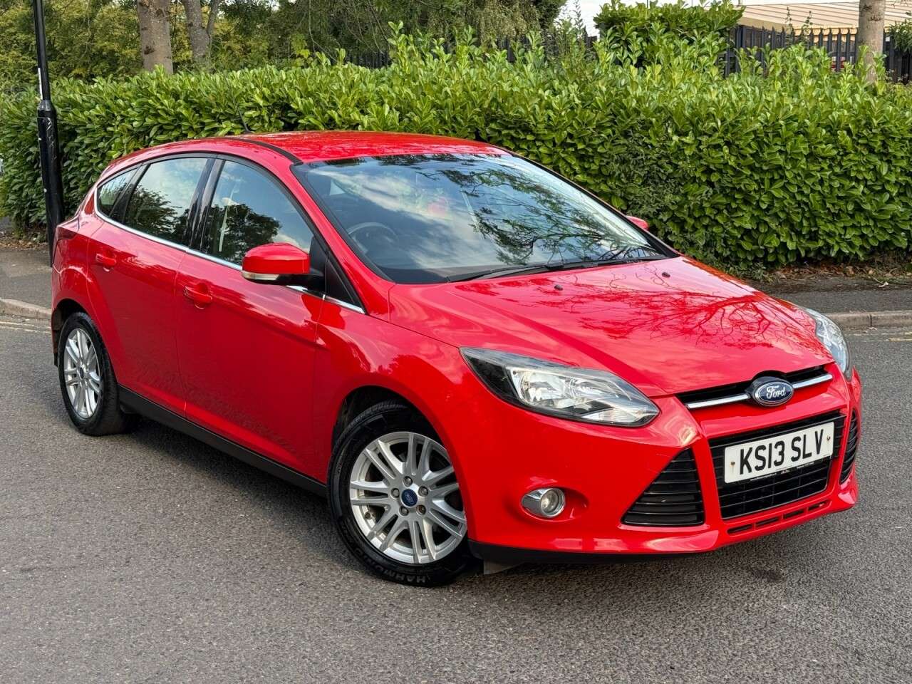 A 2013 FORD FOCUS 1.6 TDCi Titanium Hatchback 5dr Diesel Manual Euro 5 (s/s) (115 ps) A 2013 FORD FOCUS 1.6 TDCi Titanium Hatchback 5dr Diesel Manual Euro 5 (s/s) (115 ps)