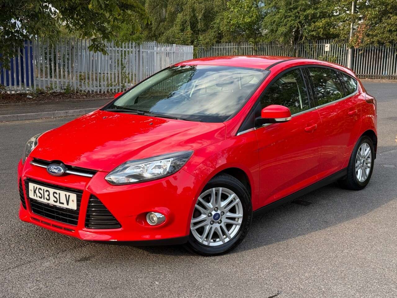 A 2013 FORD FOCUS 1.6 TDCi Titanium Hatchback 5dr Diesel Manual Euro 5 (s/s) (115 ps) A 2013 FORD FOCUS 1.6 TDCi Titanium Hatchback 5dr Diesel Manual Euro 5 (s/s) (115 ps)