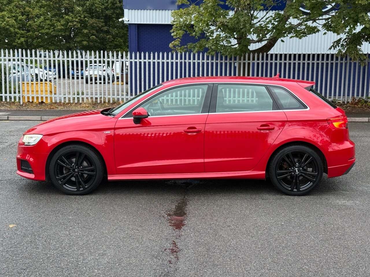 A 2018 AUDI A3 1.6 TDI S line Sportback 5dr Diesel Manual Euro 6 (s/s) (110 ps) ULEZ+1 OWN A 2018 AUDI A3 1.6 TDI S line Sportback 5dr Diesel Manual Euro 6 (s/s) (110 ps) ULEZ+1 OWN