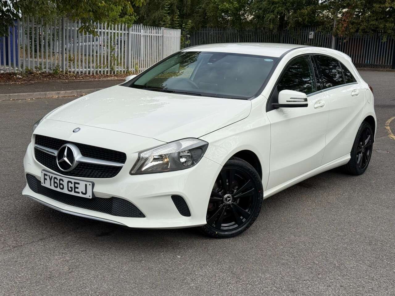 A 2016 MERCEDES-BENZ A CLASS 1.5 A180d Sport Hatchback 5dr Diesel Manual Euro 6 (s/s) (109 ps) A 2016 MERCEDES-BENZ A CLASS 1.5 A180d Sport Hatchback 5dr Diesel Manual Euro 6 (s/s) (109 ps)