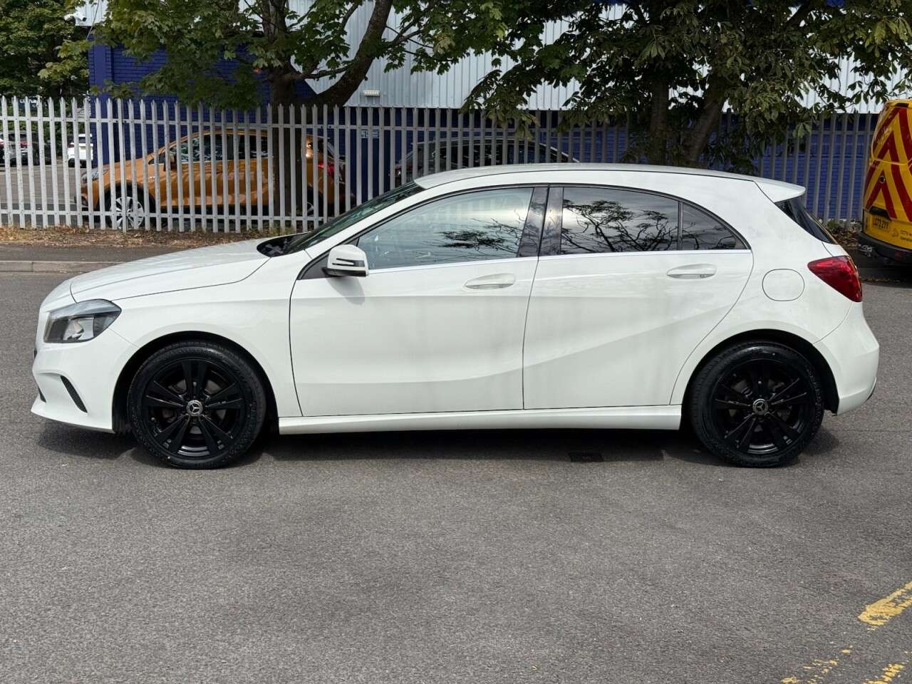 A 2016 MERCEDES-BENZ A CLASS 1.5 A180d Sport Hatchback 5dr Diesel Manual Euro 6 (s/s) (109 ps) A 2016 MERCEDES-BENZ A CLASS 1.5 A180d Sport Hatchback 5dr Diesel Manual Euro 6 (s/s) (109 ps)
