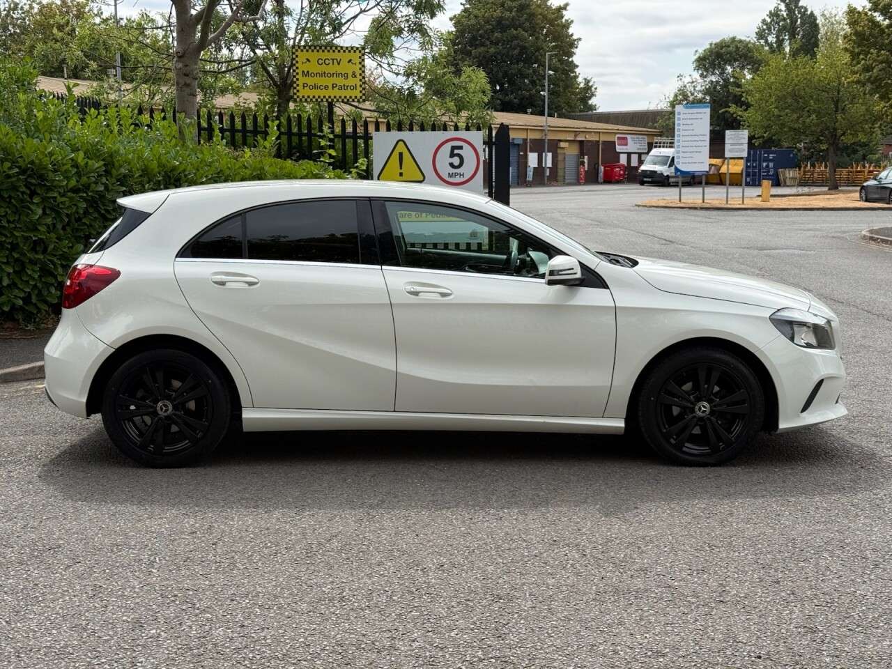 2016 MERCEDES-BENZ A CLASS 2016 MERCEDES-BENZ A CLASS