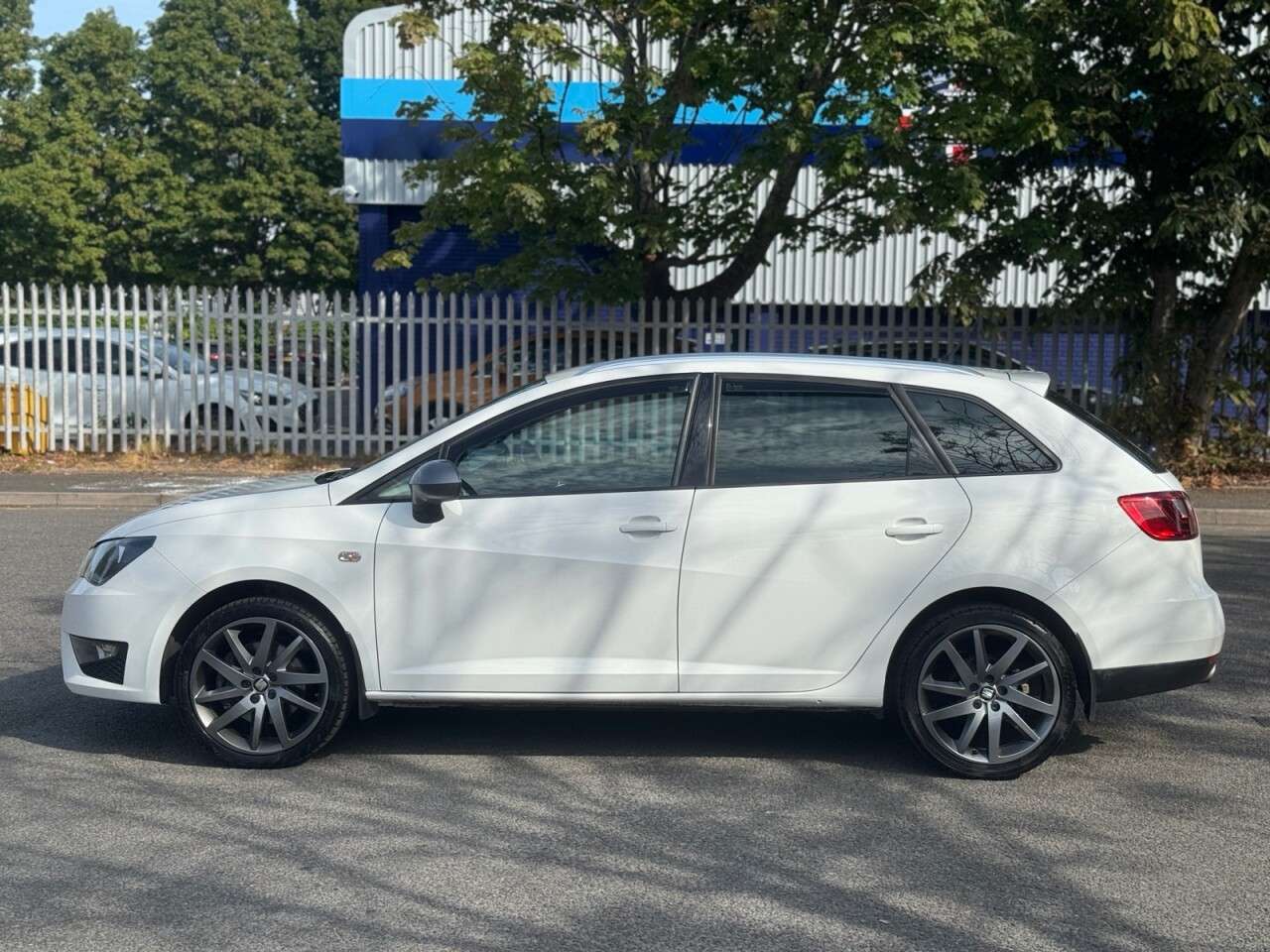 A 2014 SEAT IBIZA 1.4 TSI ACT FR ST 5dr Petrol Manual Euro 5 (s/s) (140 ps) A 2014 SEAT IBIZA 1.4 TSI ACT FR ST 5dr Petrol Manual Euro 5 (s/s) (140 ps)