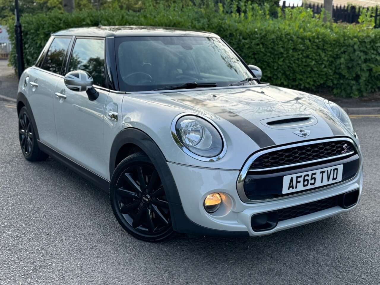 A 2015 MINI HATCH 2.0 Cooper SD Hatchback 5dr Diesel Manual Euro 6 (s/s) (170 ps) A 2015 MINI HATCH 2.0 Cooper SD Hatchback 5dr Diesel Manual Euro 6 (s/s) (170 ps)