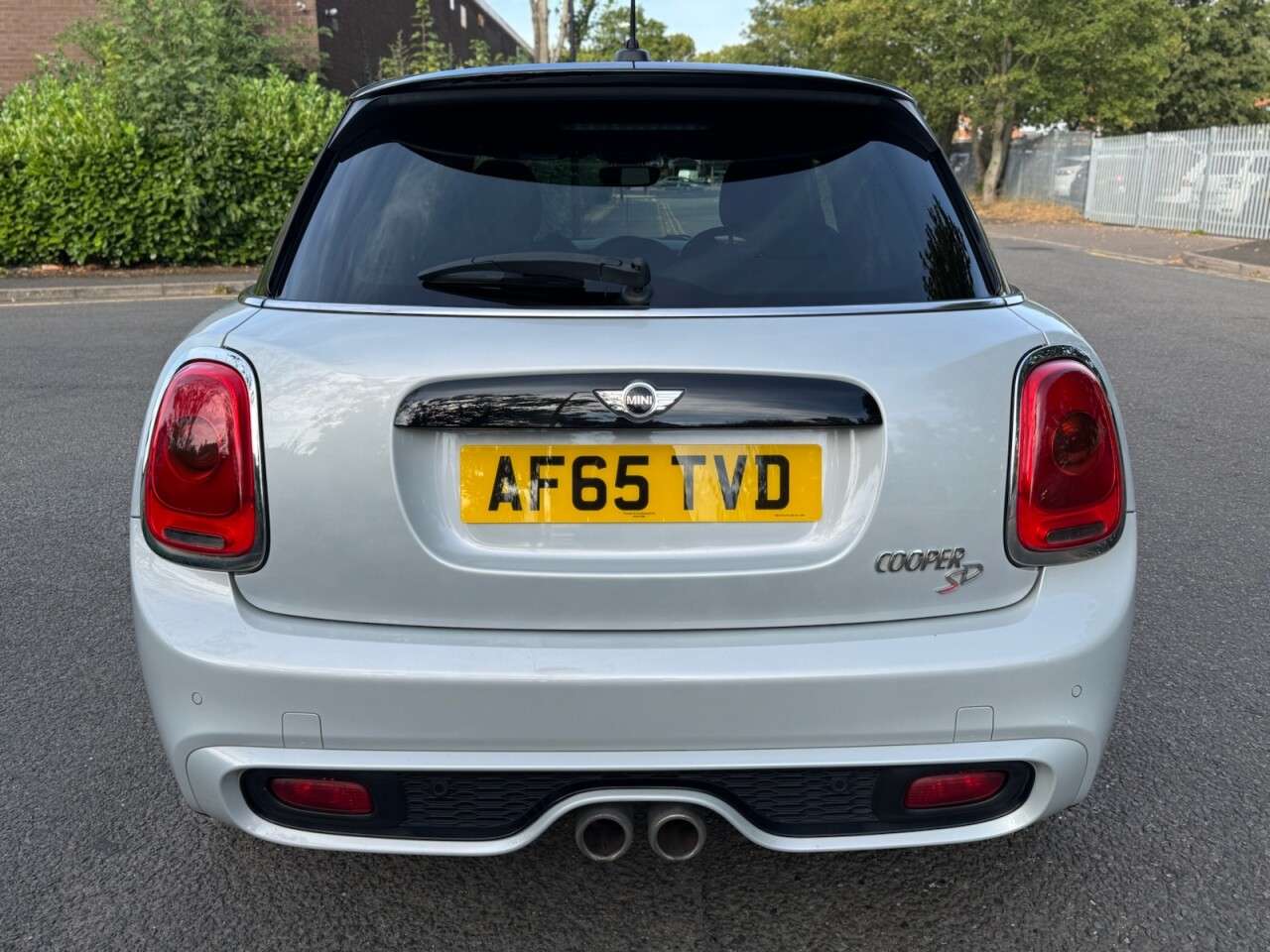 A 2015 MINI HATCH 2.0 Cooper SD Hatchback 5dr Diesel Manual Euro 6 (s/s) (170 ps) A 2015 MINI HATCH 2.0 Cooper SD Hatchback 5dr Diesel Manual Euro 6 (s/s) (170 ps)