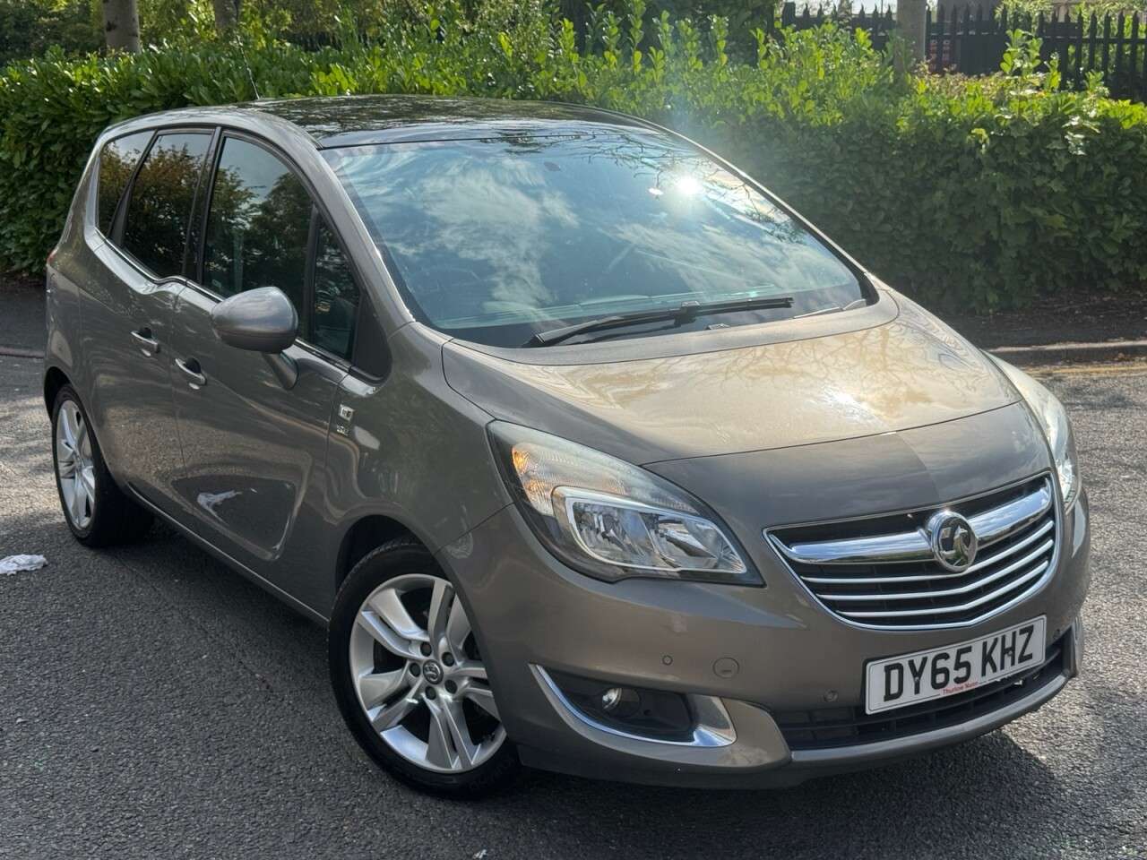 A 2016 VAUXHALL MERIVA 1.4i SE MPV 5dr Petrol Manual Euro 6 (100 ps) A 2016 VAUXHALL MERIVA 1.4i SE MPV 5dr Petrol Manual Euro 6 (100 ps)