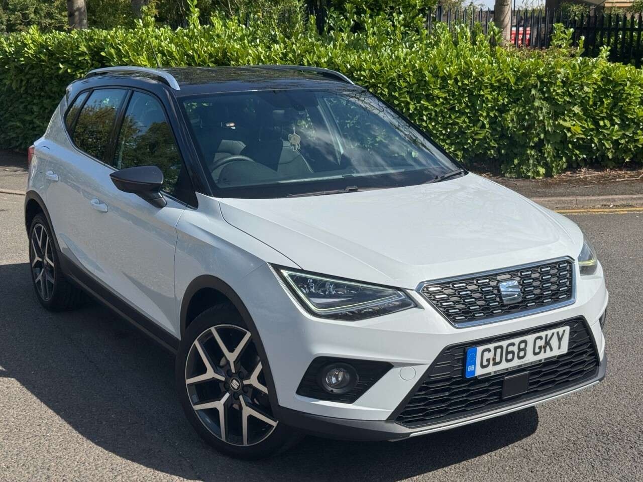 A 2019 SEAT ARONA 1.6 TDI XCELLENCE Lux SUV 5dr Diesel DSG Euro 6 (s/s) (95 ps) A 2019 SEAT ARONA 1.6 TDI XCELLENCE Lux SUV 5dr Diesel DSG Euro 6 (s/s) (95 ps)