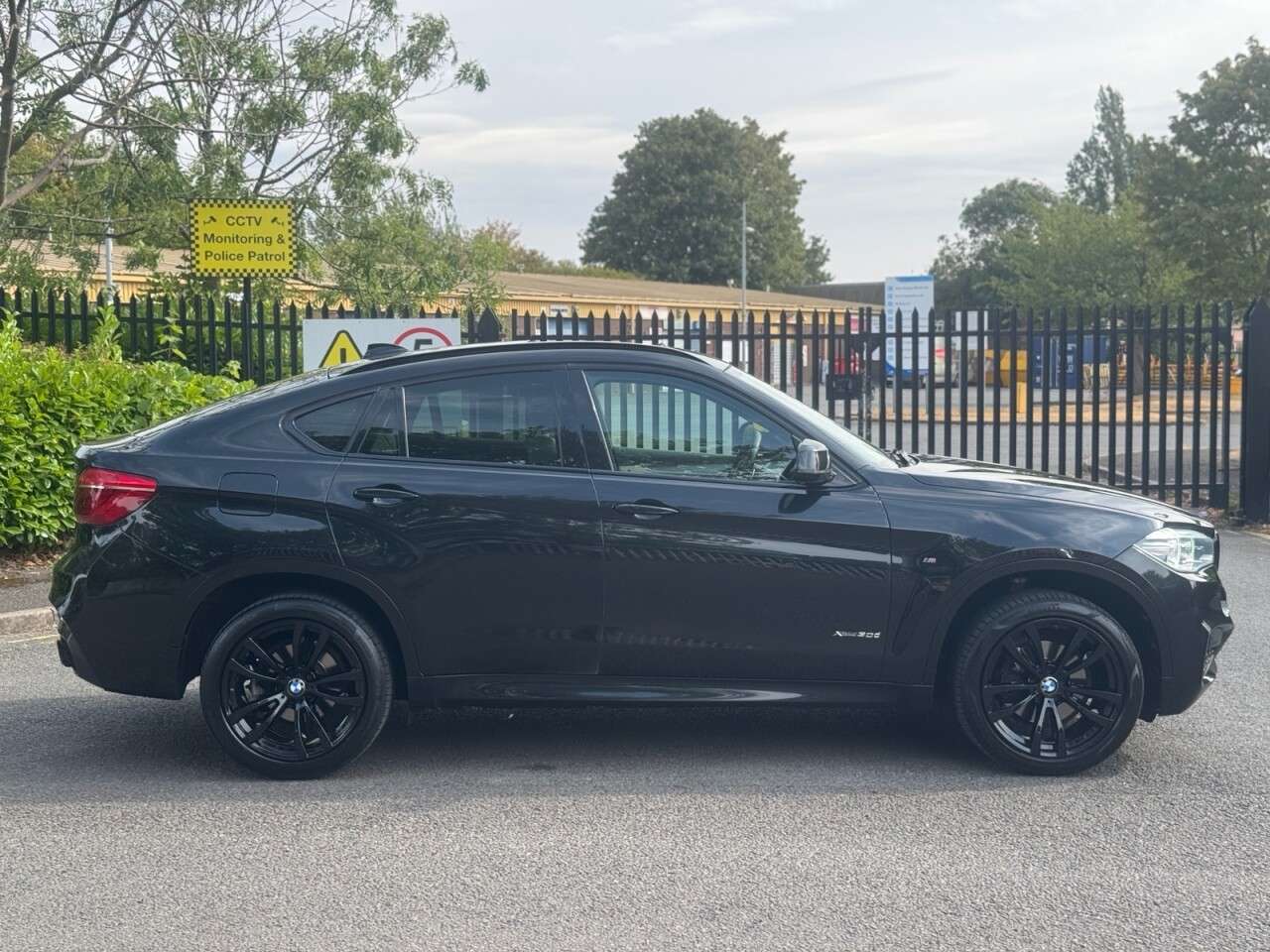 2015 BMW X6 2015 BMW X6