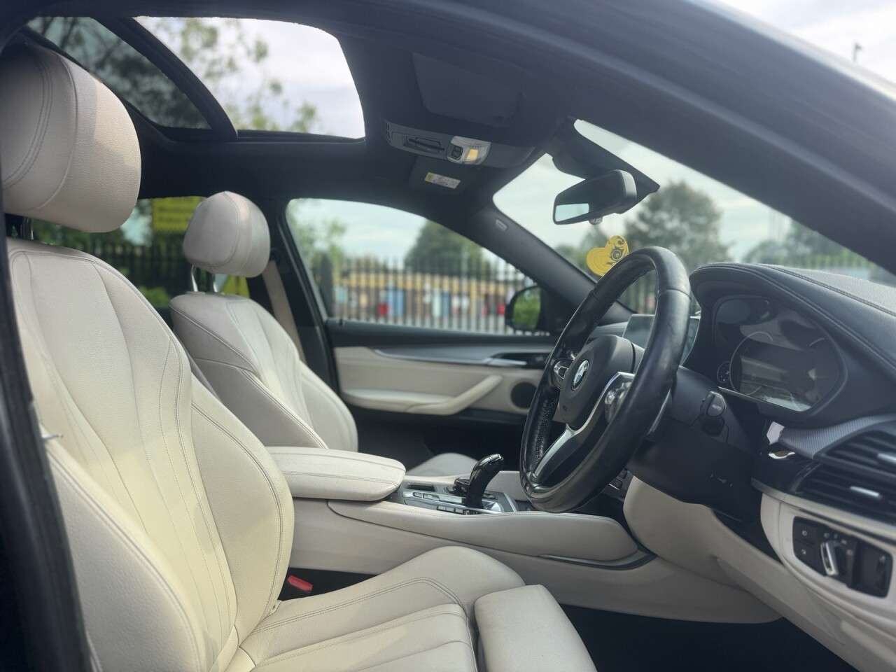 2015 BMW X6 2015 BMW X6