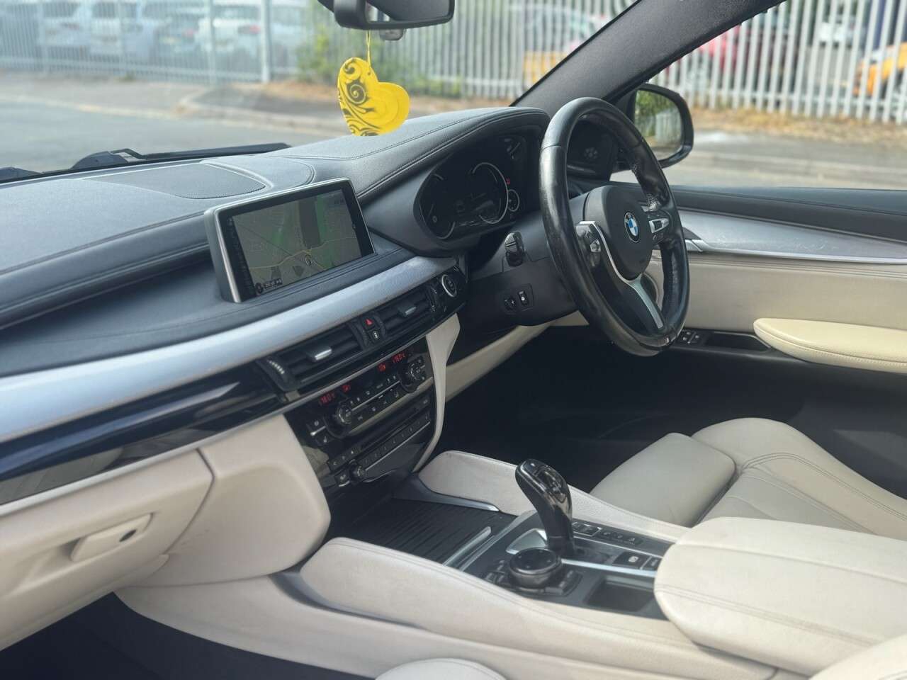 2015 BMW X6 2015 BMW X6