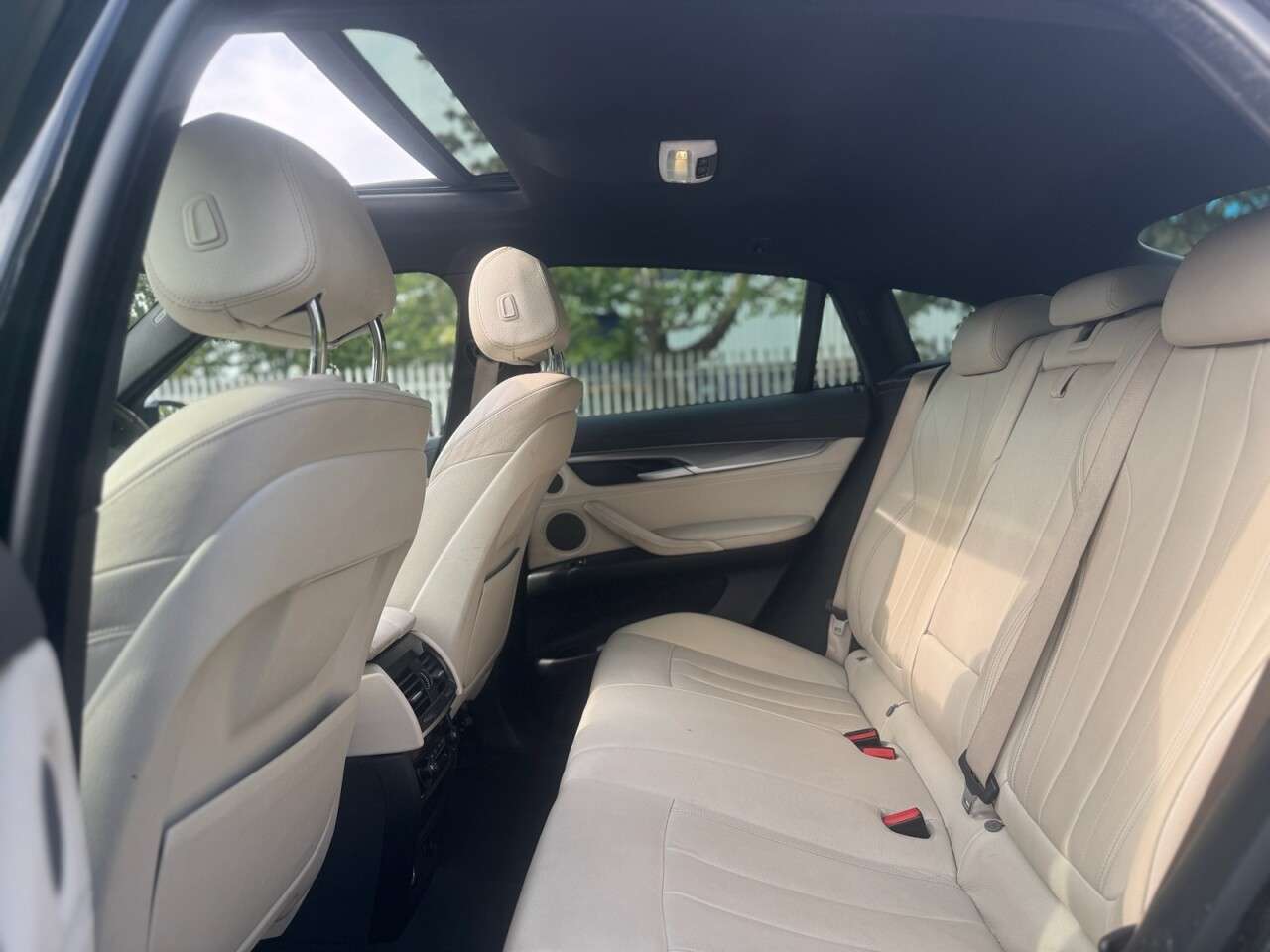 2015 BMW X6 2015 BMW X6