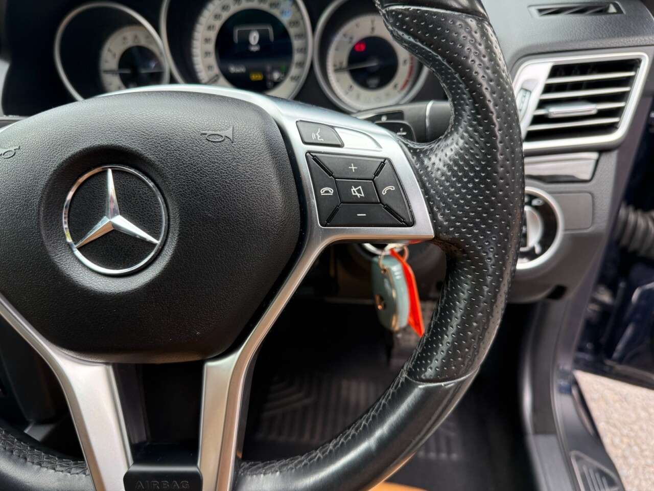 2015 MERCEDES-BENZ E CLASS 2015 MERCEDES-BENZ E CLASS