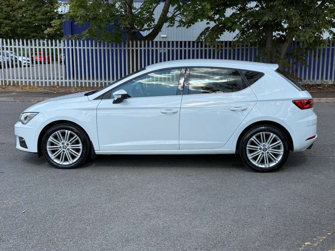 A 2017 SEAT LEON 1.4 EcoTSI XCELLENCE Technology Hatchback 5dr Petrol Manual Euro 6 (s/s) (1 A 2017 SEAT LEON 1.4 EcoTSI XCELLENCE Technology Hatchback 5dr Petrol Manual Euro 6 (s/s) (1