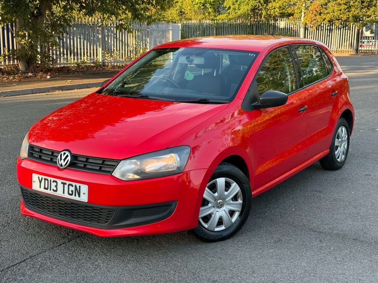 A 2013 VOLKSWAGEN POLO 1.2 S Hatchback 5dr Petrol Manual Euro 5 (60 ps) ULEZ+LOW MILES+2FO+RADIO+E A 2013 VOLKSWAGEN POLO 1.2 S Hatchback 5dr Petrol Manual Euro 5 (60 ps) ULEZ+LOW MILES+2FO+RADIO+E