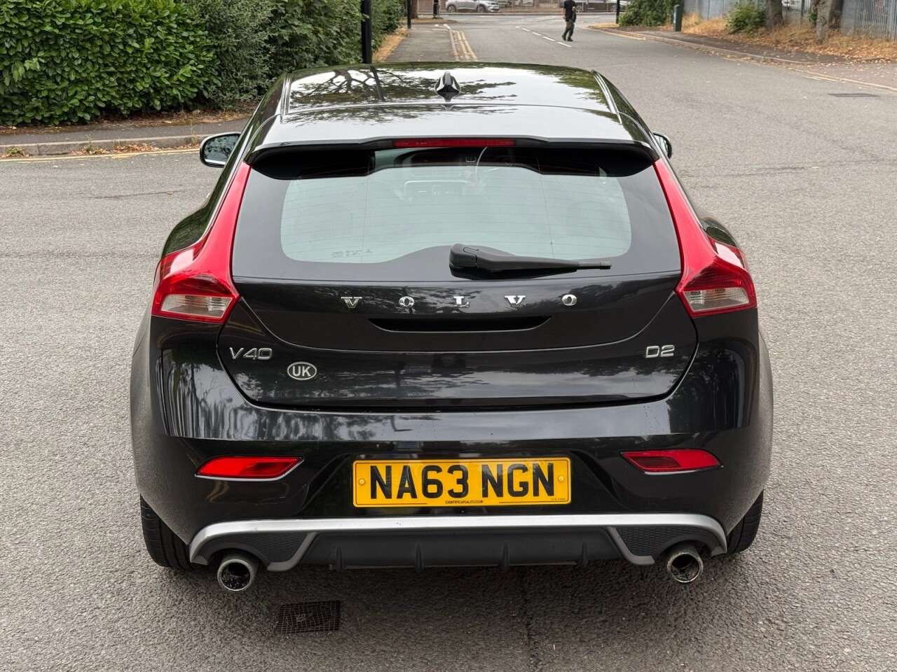 2013 VOLVO V40 2013 VOLVO V40