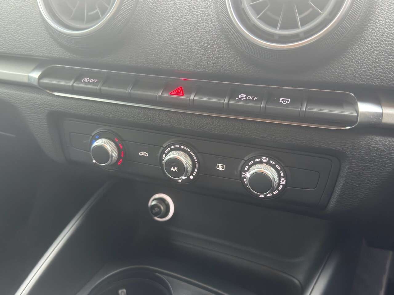 2018 AUDI A3 2018 AUDI A3