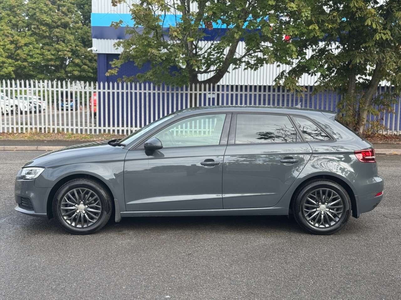 A 2018 AUDI A3 1.0 TFSI SE Technik Sportback 5dr Petrol Manual Euro 6 (s/s) (116 ps) A 2018 AUDI A3 1.0 TFSI SE Technik Sportback 5dr Petrol Manual Euro 6 (s/s) (116 ps)