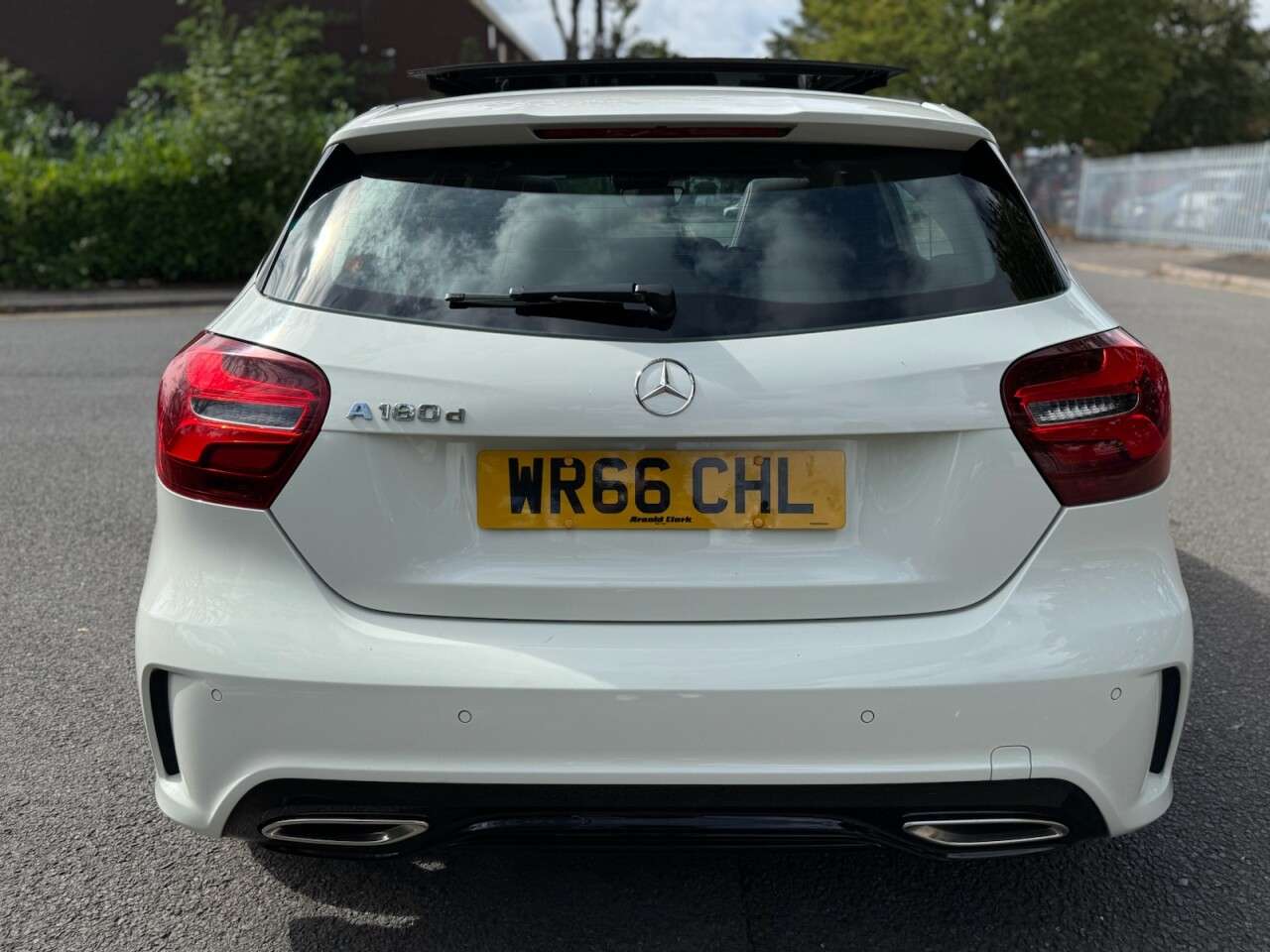 A 2016 MERCEDES-BENZ A CLASS 1.5 A180d AMG Line (Premium Plus) Hatchback 5dr Diesel Manual Euro 6 (s/s) A 2016 MERCEDES-BENZ A CLASS 1.5 A180d AMG Line (Premium Plus) Hatchback 5dr Diesel Manual Euro 6 (s/s)